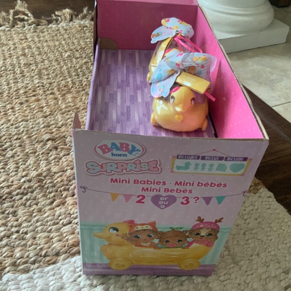 Baby Born Surprise, set of 2 AND box, Series 3, BRAND NEW toy - Picture 7 of 16